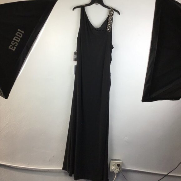 Vince Camuto Plus Size Embellished Gown Black 20W - Picture 9 of 14
